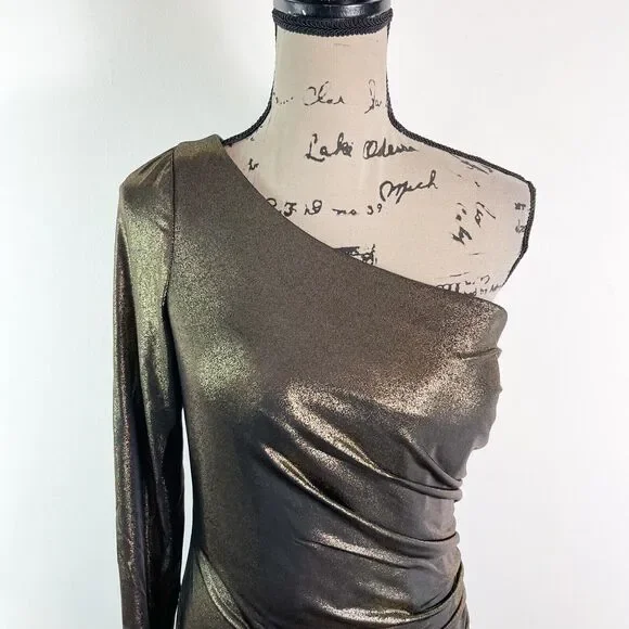 La Femme Curve NWT Metallic 28878 One Shoulder Long Sleeve Gown Black Gold 12 - Picture 7 of 7
